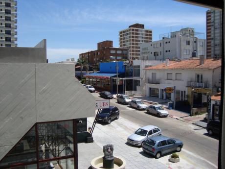 Apartamento En Alquiler 3 Dormitorios