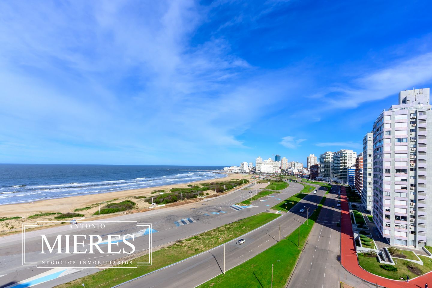 Venta apartamento 3 dormitorios - Playa Brava
