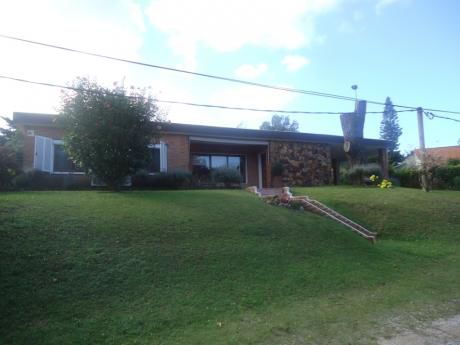 Casa En Venta 4 Dormitorios