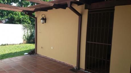 Alquilo Duplex En Barrio Mburucuya, Excelente UbicaciÓn.