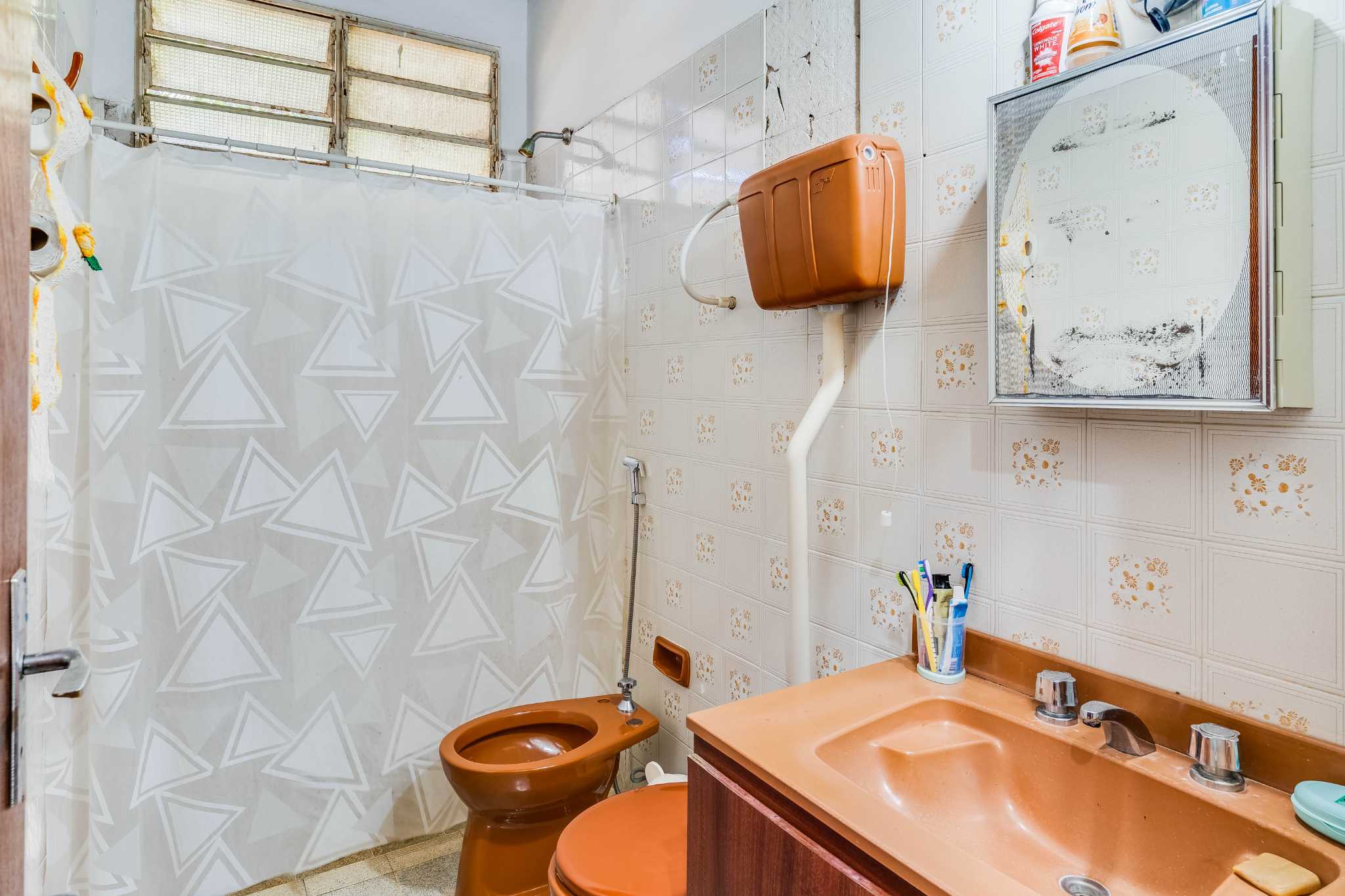 Casa con amplio terreno en villa adela — foto 3
