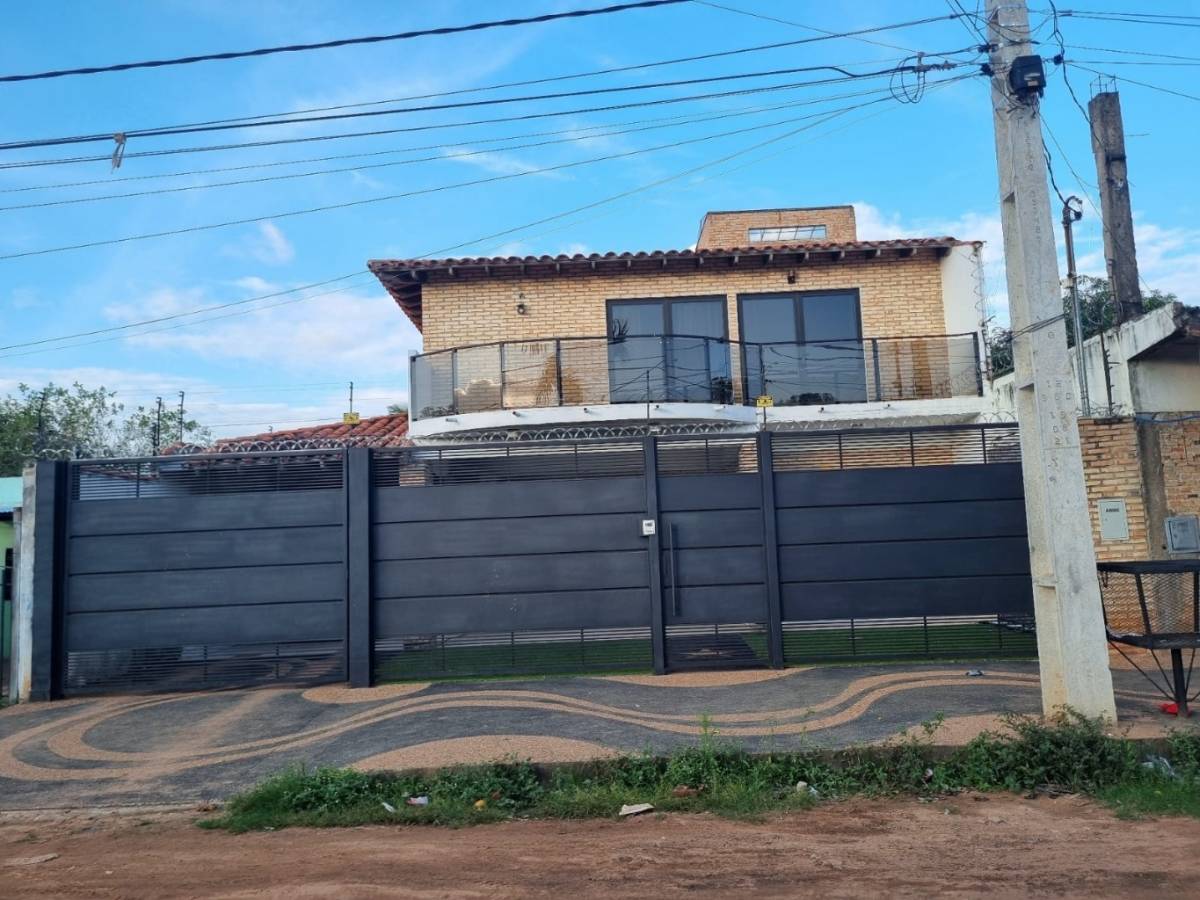 Casa Amoblada de 4 Dormitorios en Alquiler - San Lorenzo — foto 2