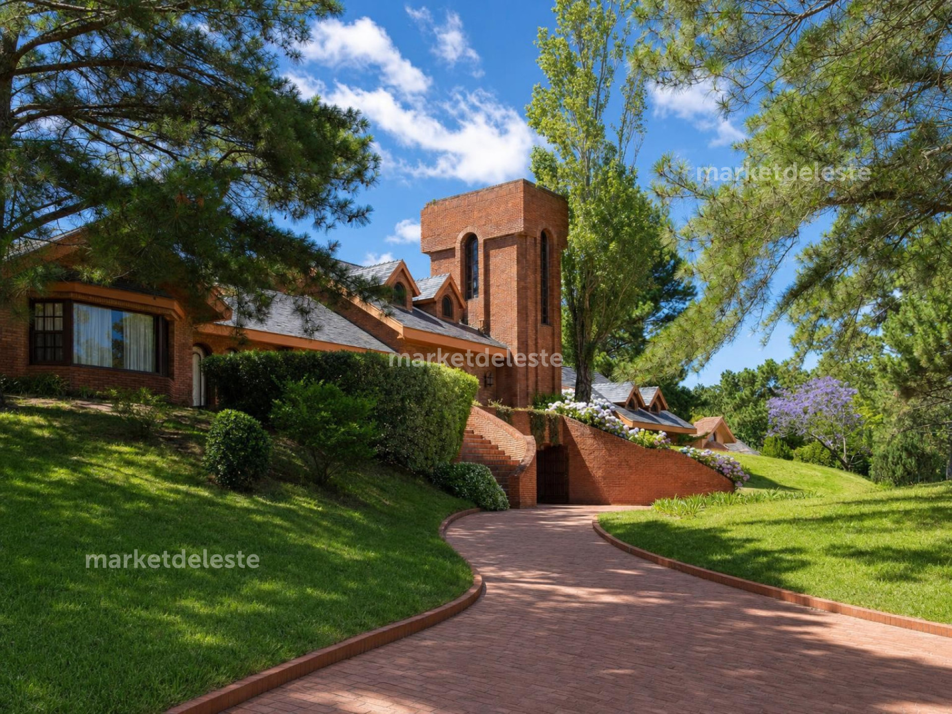 Casa en venta en Beverly Hills