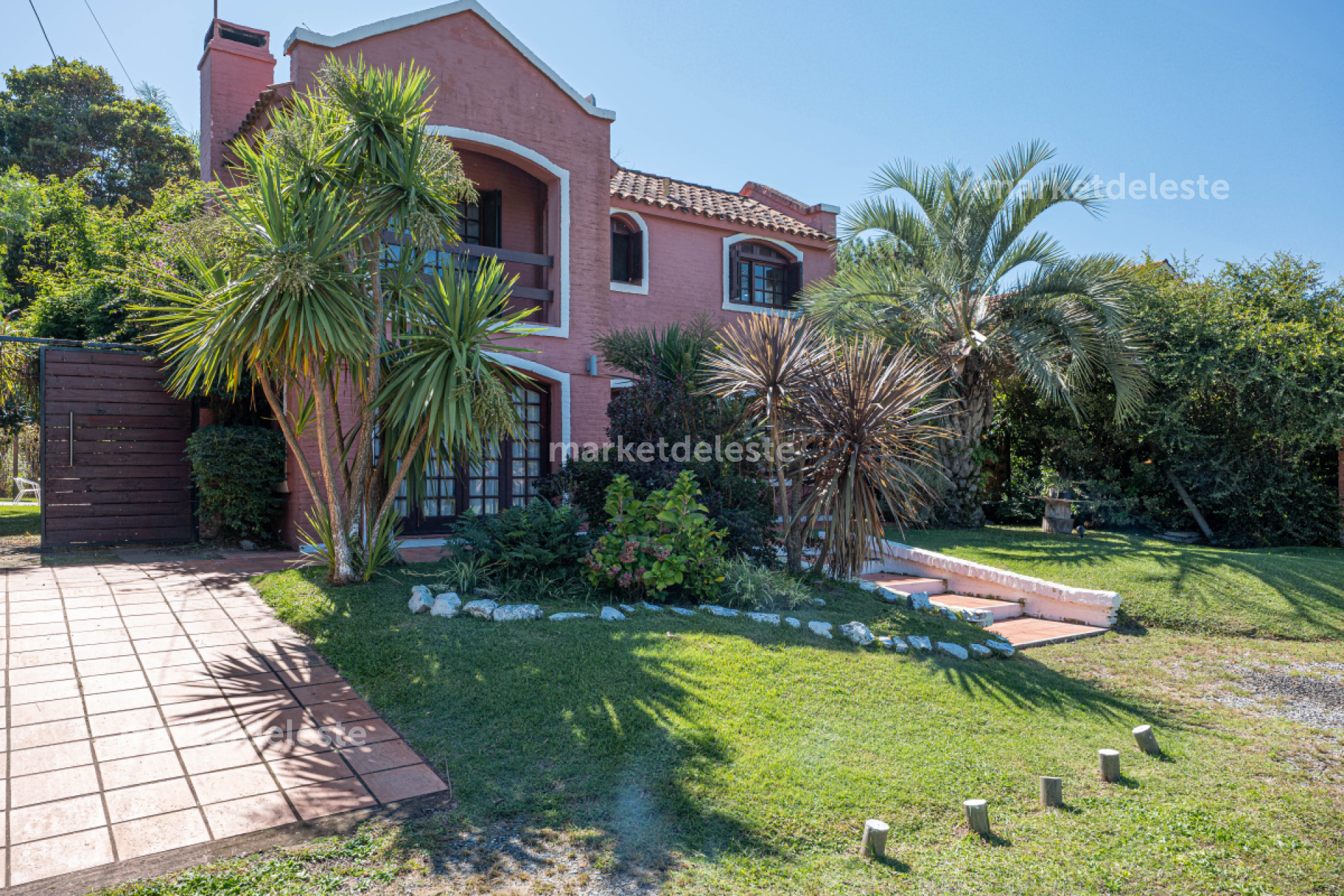 CASA EN PORTEZUELO 5 DORMITORIOS