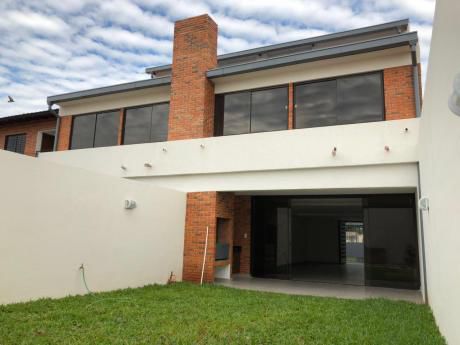Vendo/ Alquilo Duplex Triplex Barrio Herrera