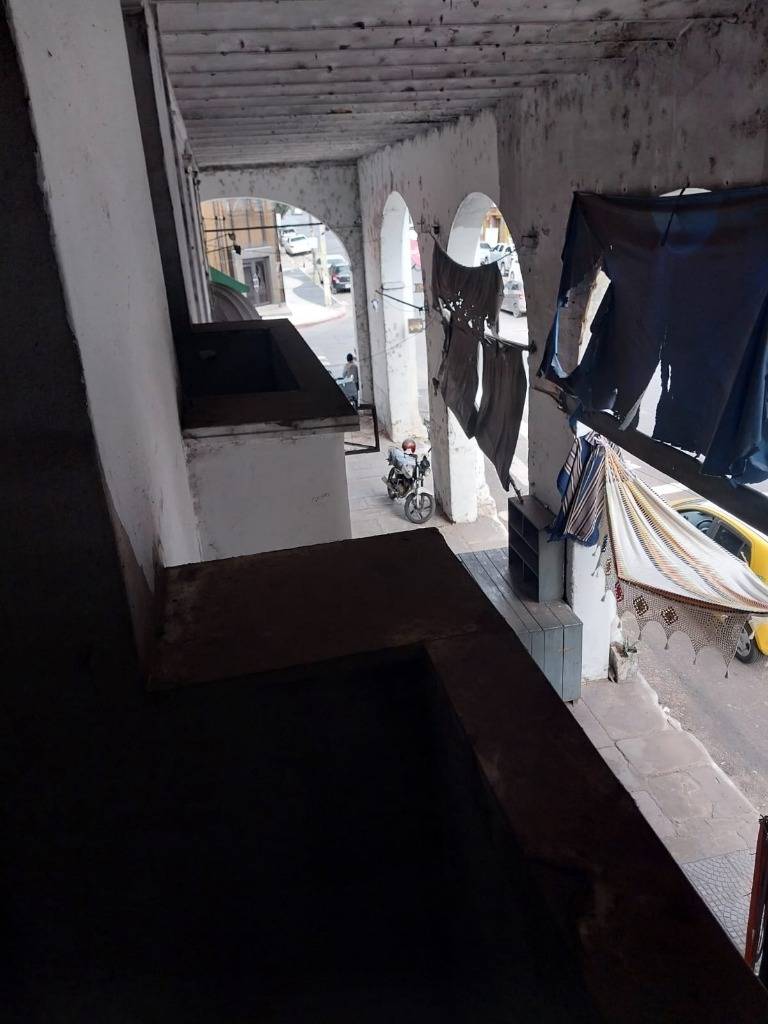 Propiedad comercial de 3 niveles en La Recova del Puerto - Centro de Asunción — foto 2