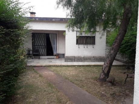 Parque Del Plata Sur Casa De 2 Dormitorios