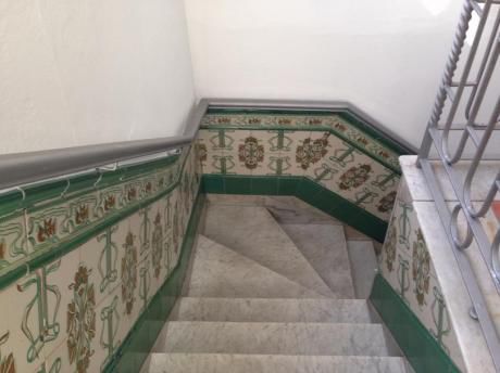 Ideal Empresa-casona De Altos 6 Dormitorios 2 Baños Admite Banco