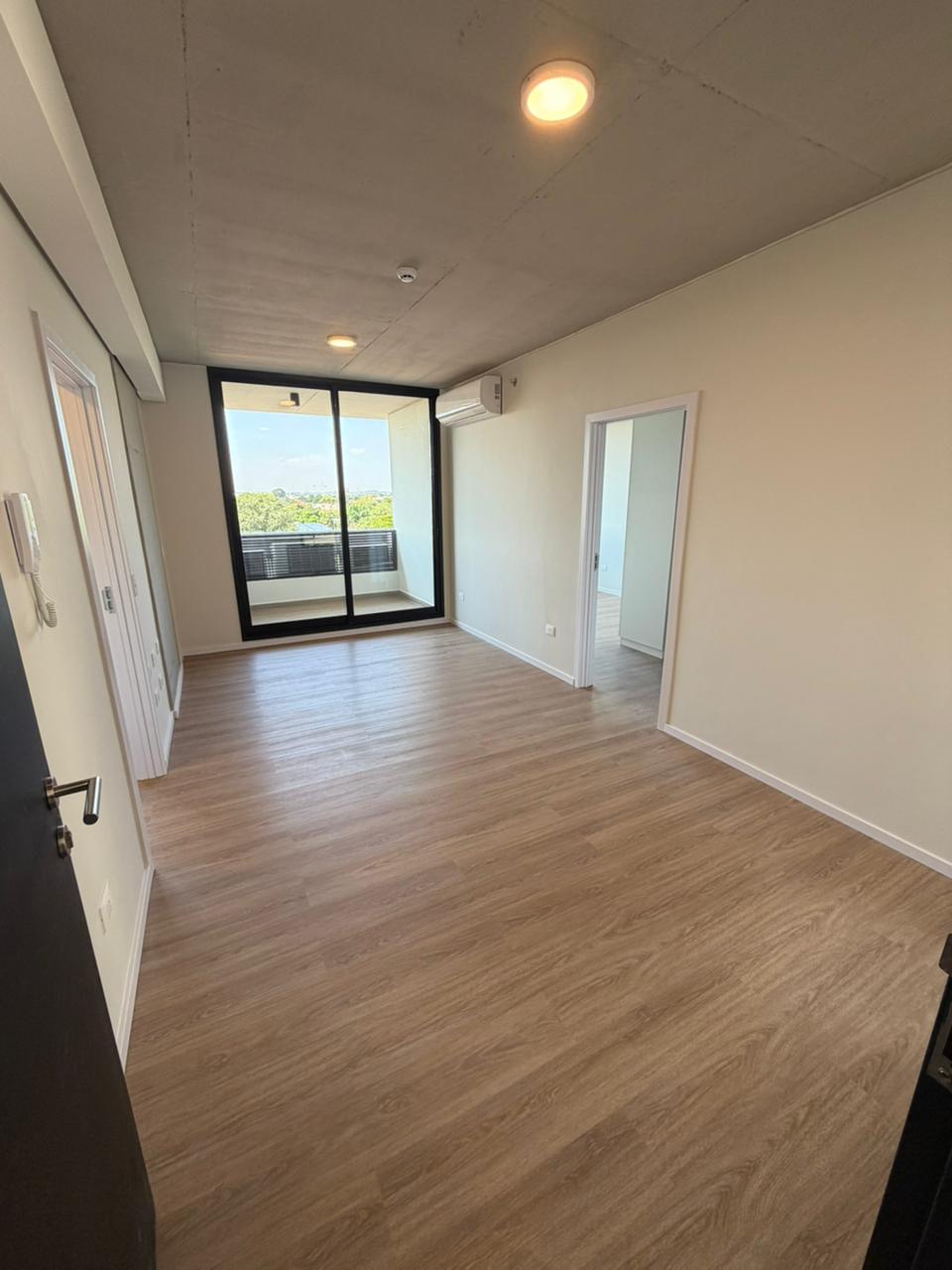 En Alquiler Departamento 2 Dormitorios A Estrenar Los Laureles