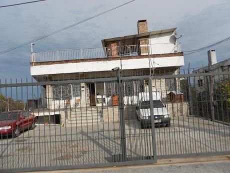 Venta Local Sobre Camino Carrasco! Malvin Norte