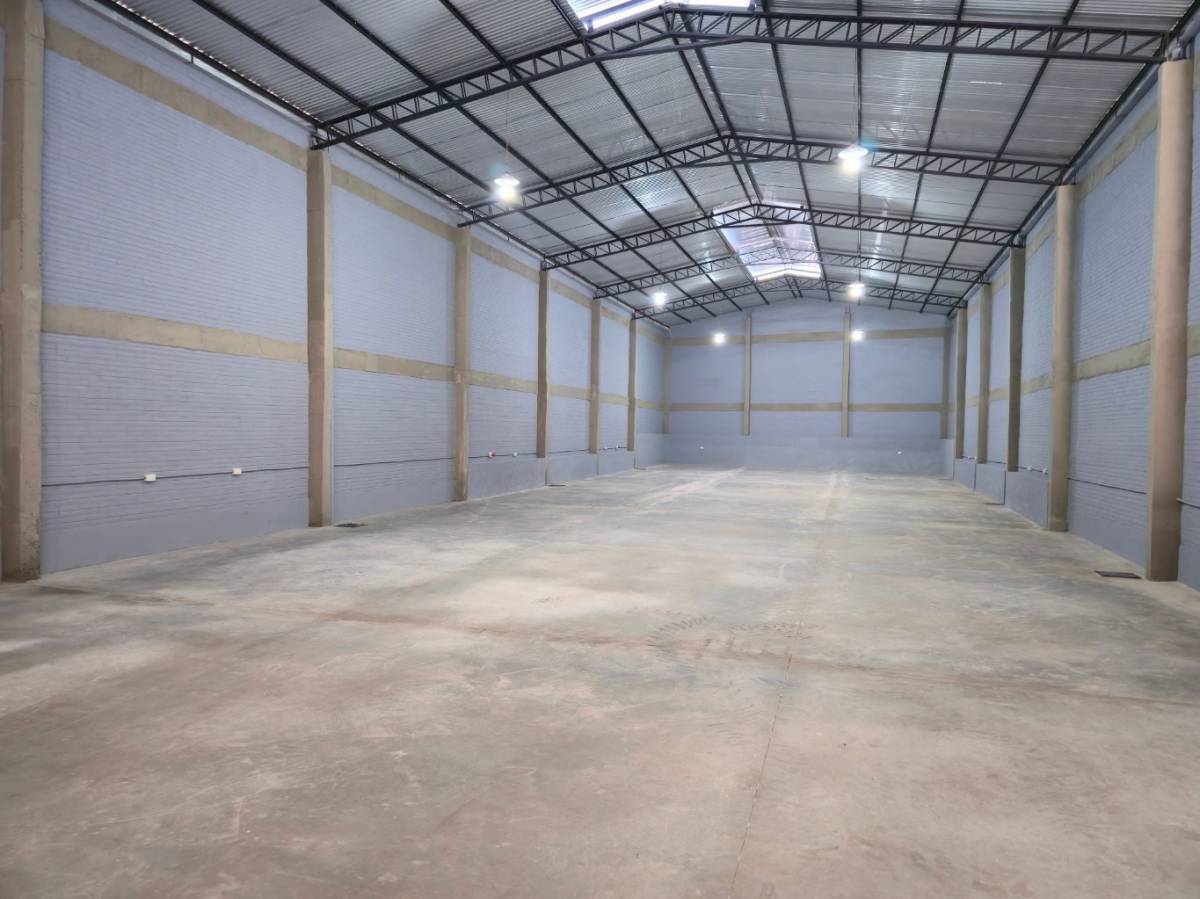Alquiler Depósito en Fernando de la Mora — foto 2