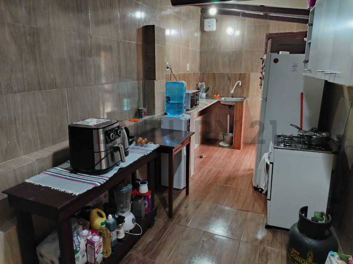 VENDO AMPLIA PROPIEDAD EN BARRIO SAN VICENTE — foto 3