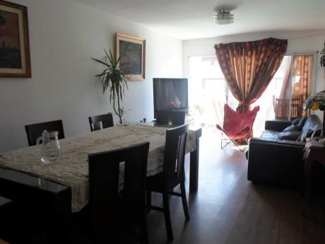 Apartamento En Venta 3 Dormitorios