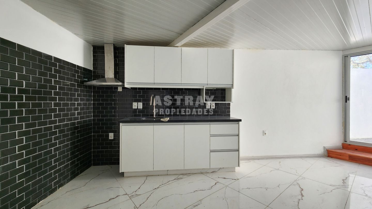 Departamento en alquiler de 3 ambientes en Sayago · Foto 11
