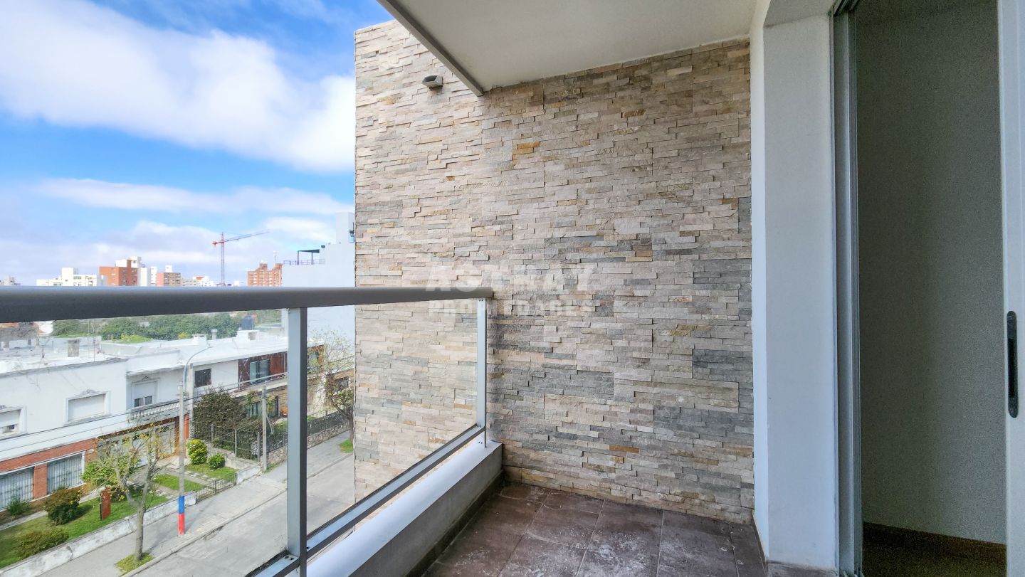 Departamento en alquiler de 3 ambientes en Malvin · Photo 6