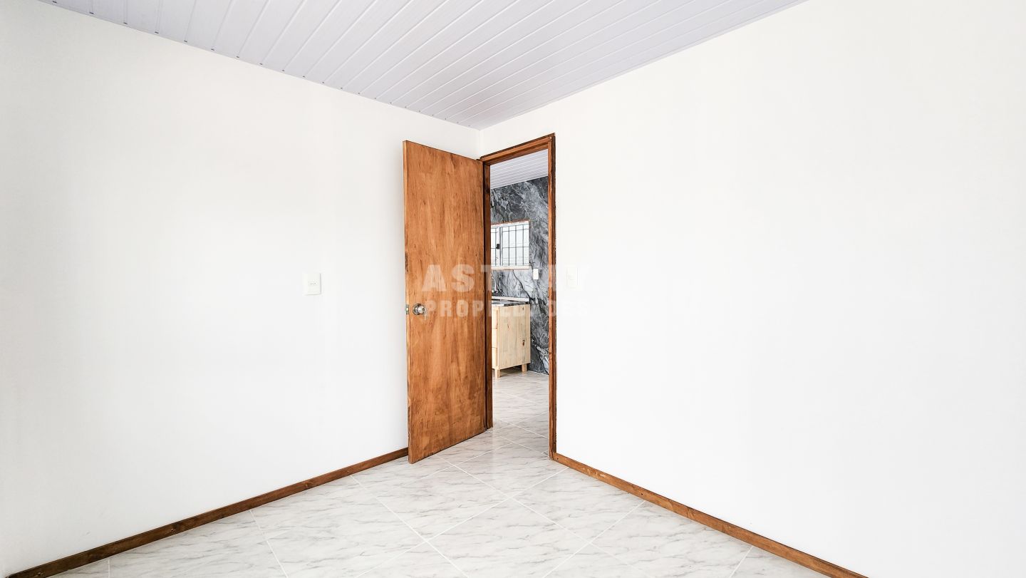 Casa en alquiler de 2 ambientes en Sayago · Foto 12