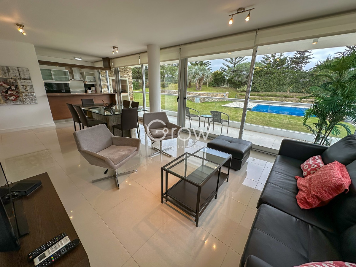 Apartamento en venta en Playa Brava