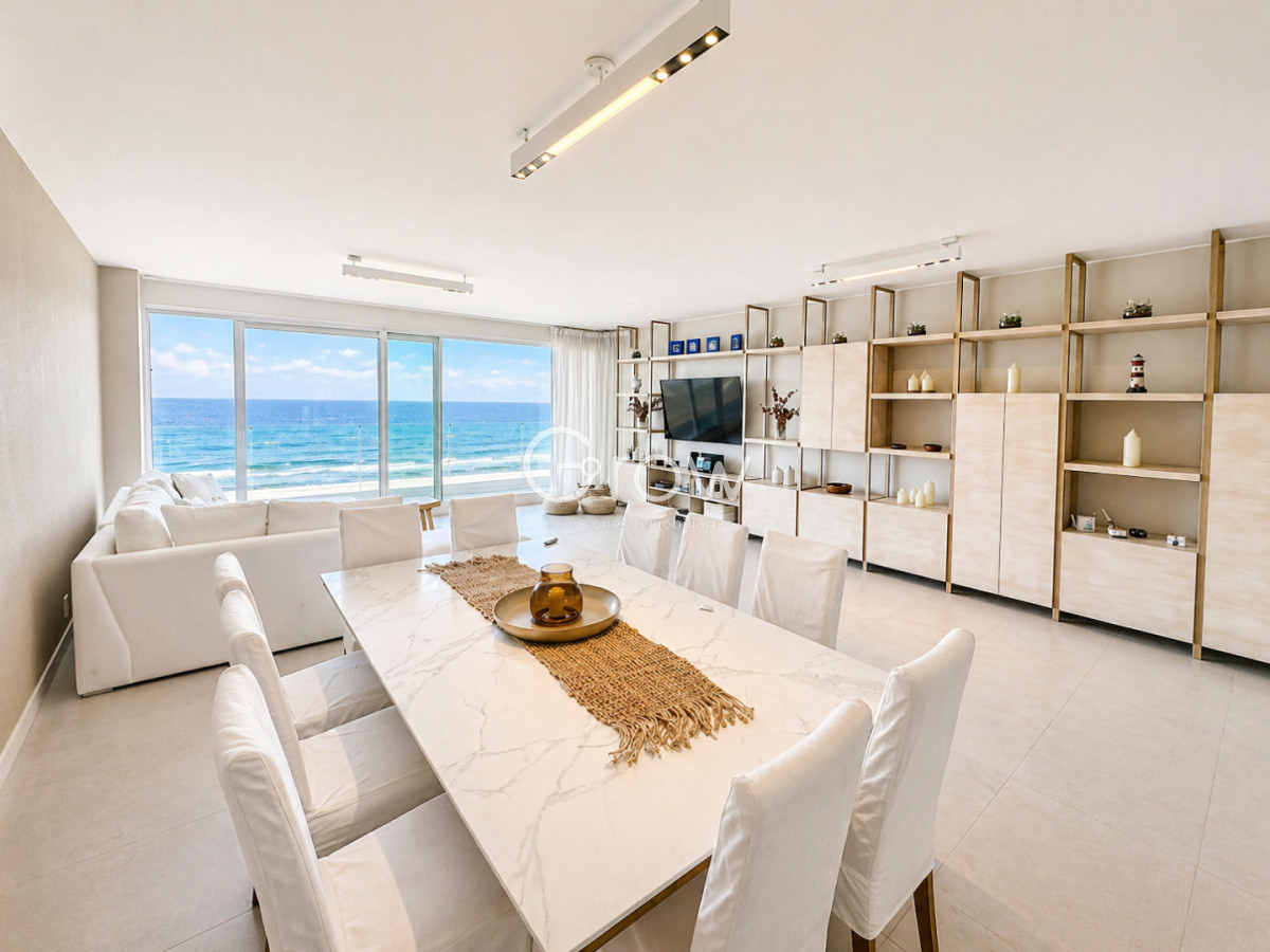 Apartamento en venta en Playa Brava