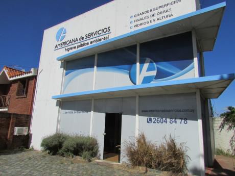 Amplio Local Sobre Giannattasio