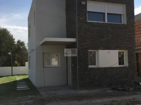 Casa A Estrenar 3 Dormitorios