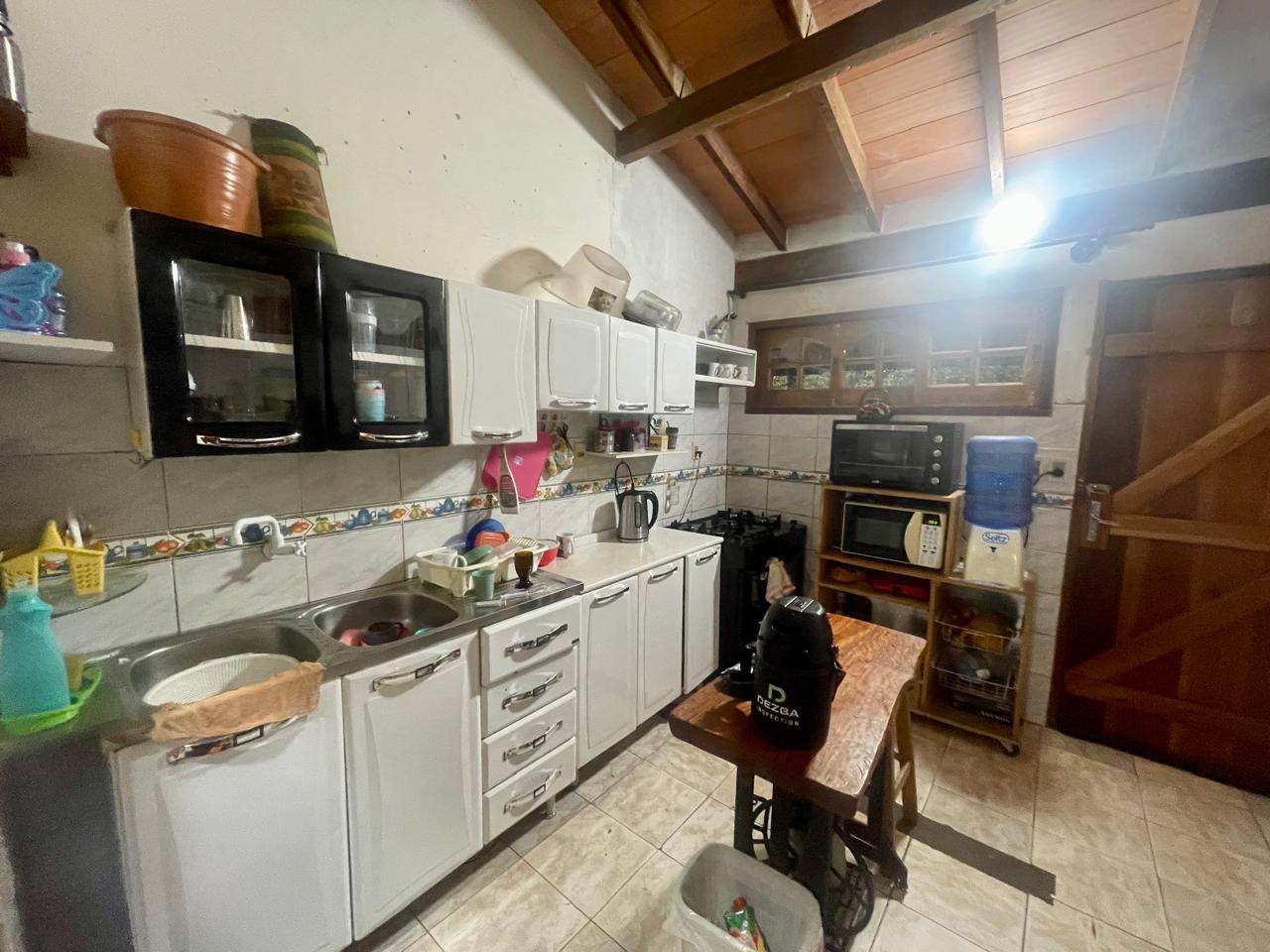 ¡Oportunidad única en Mariano Roque Alonso!  Casa lista para vivir — foto 3