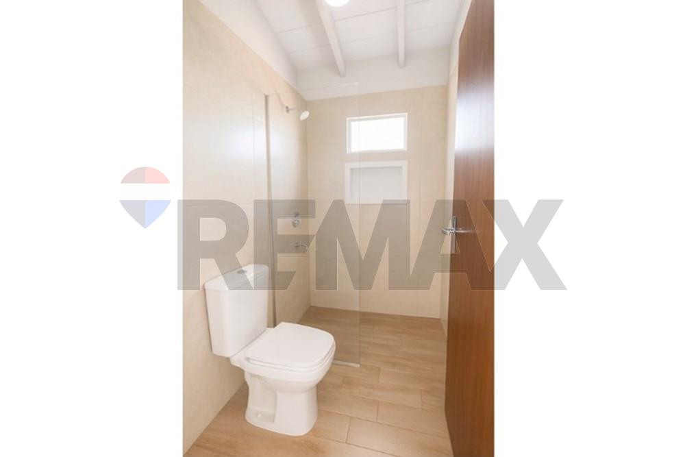 Duplex - Alquiler - Luque, Paraguay — foto 3