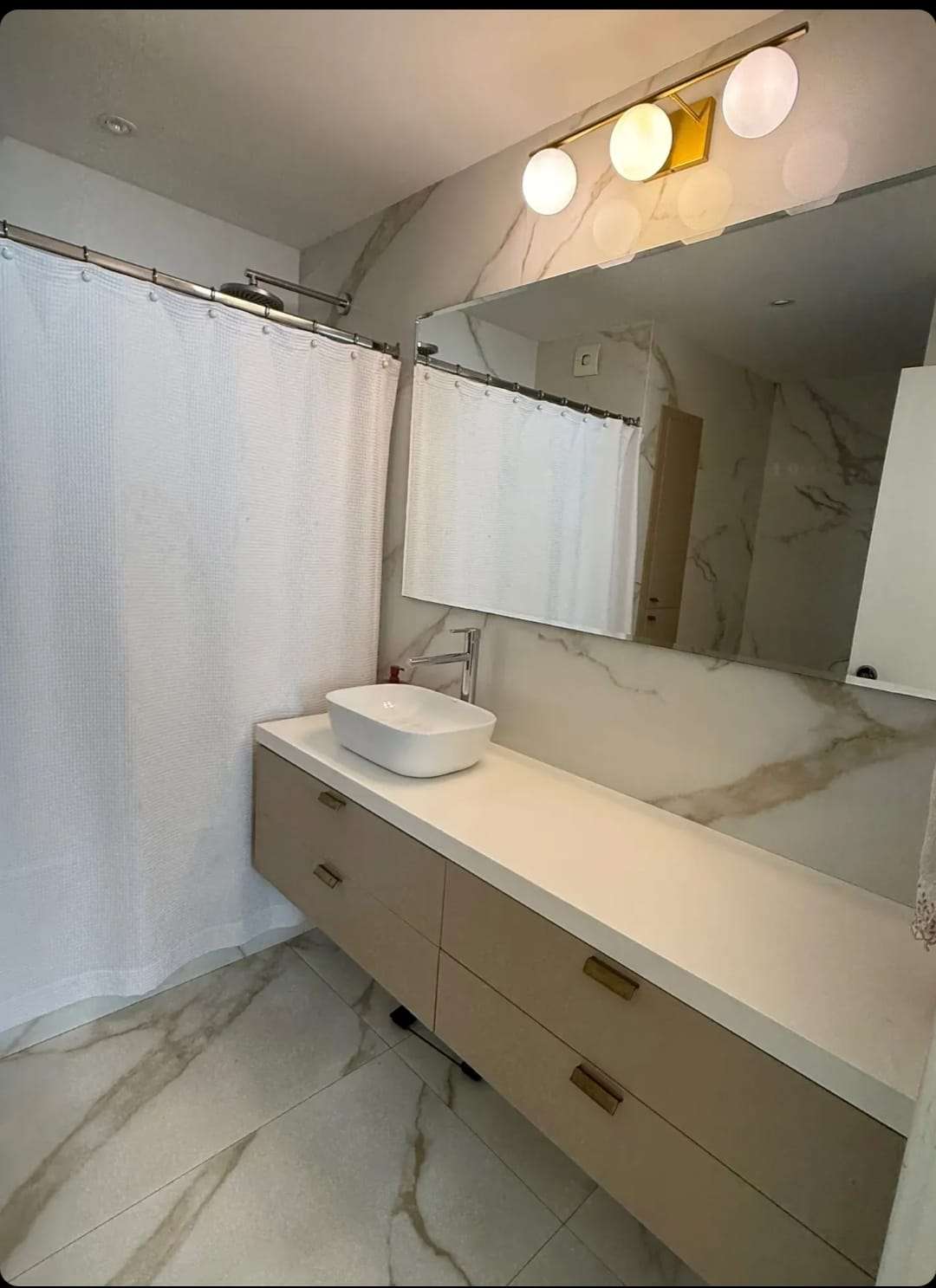 ALQUILER | Apartamento  Pent-house 2 dormitorios (1 suite) con Garage Gran balcon en  Pocitos vista al mar · Foto 12