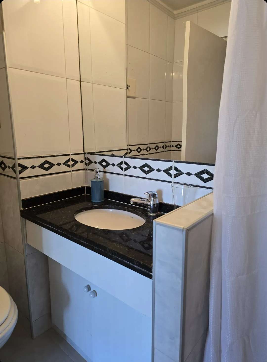 ALQUILER | Apartamento  AMOBLADO 2 Dormitorios  2 baños 1 Cochera en Pocitos con Balcón Espacioso · Foto 11