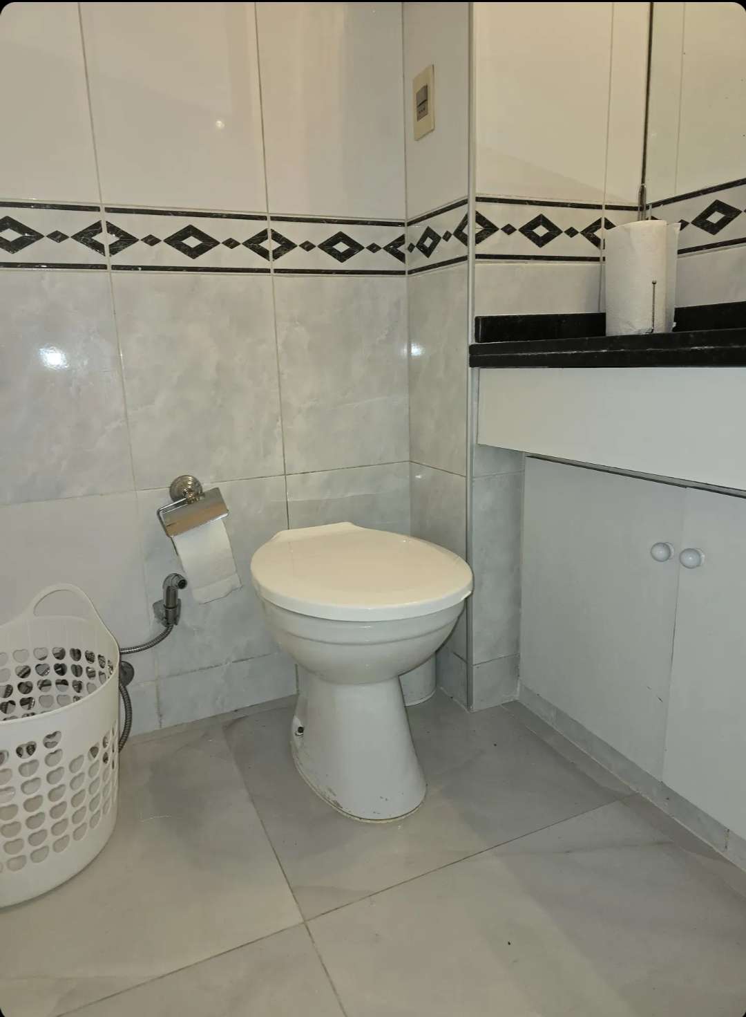 ALQUILER | Apartamento  AMOBLADO 2 Dormitorios  2 baños 1 Cochera en Pocitos con Balcón Espacioso · Foto 12