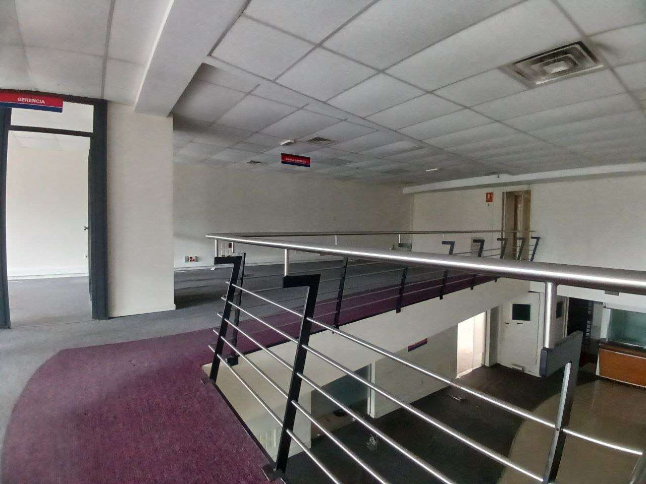 Alquiler  anual  de Gran Local Comercial | Oportunidad de inversión! · Foto 2