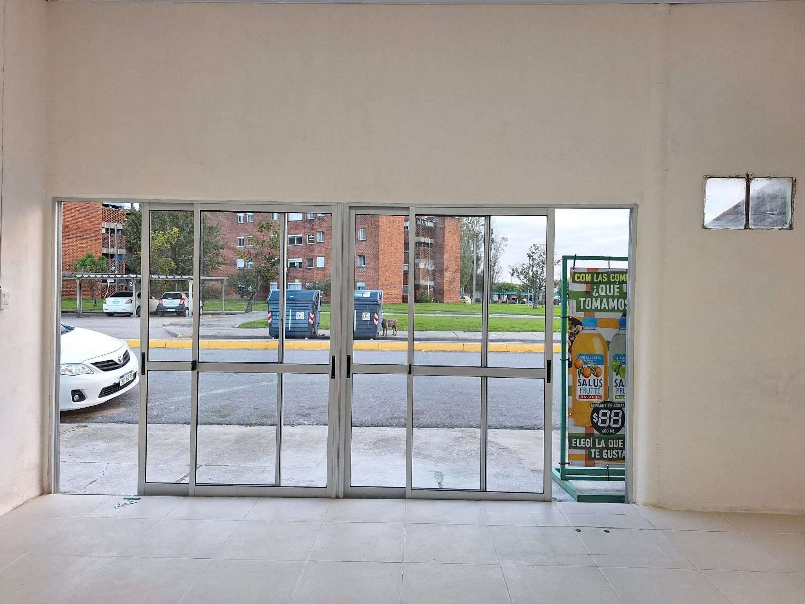 Alquiler Local Comercial en Rocha · Foto 6