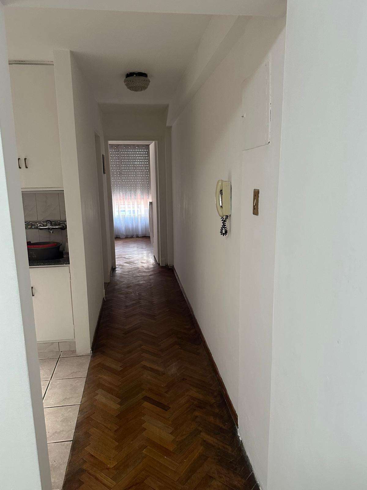 ALQUILER | Apartamento 1 Dor. Ciudad Vieja, con Patio Exclusivo · Foto 3