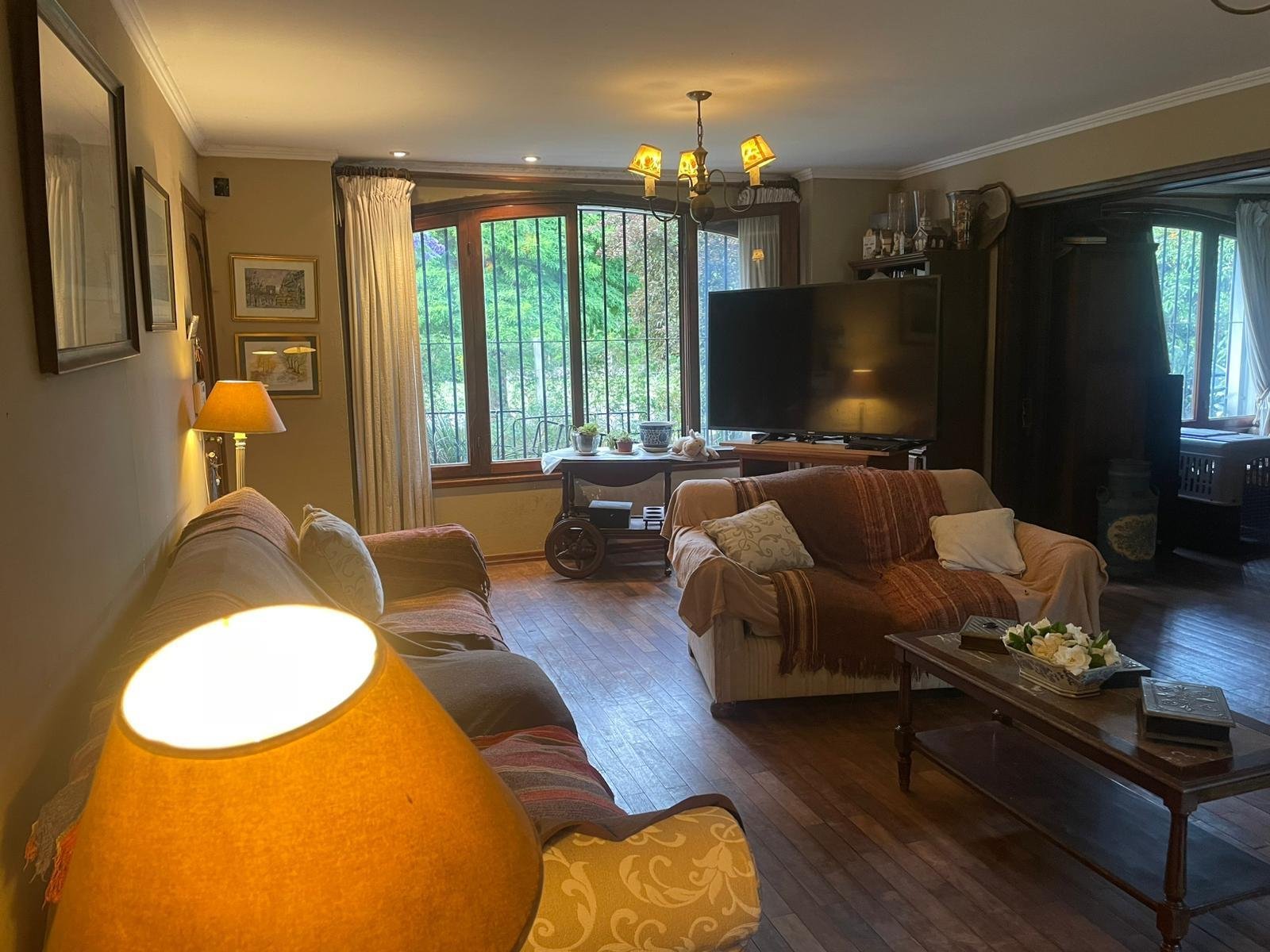 VENTA Casa 4 dormitorios 3 baños gge Carrasco (M. Tajes)