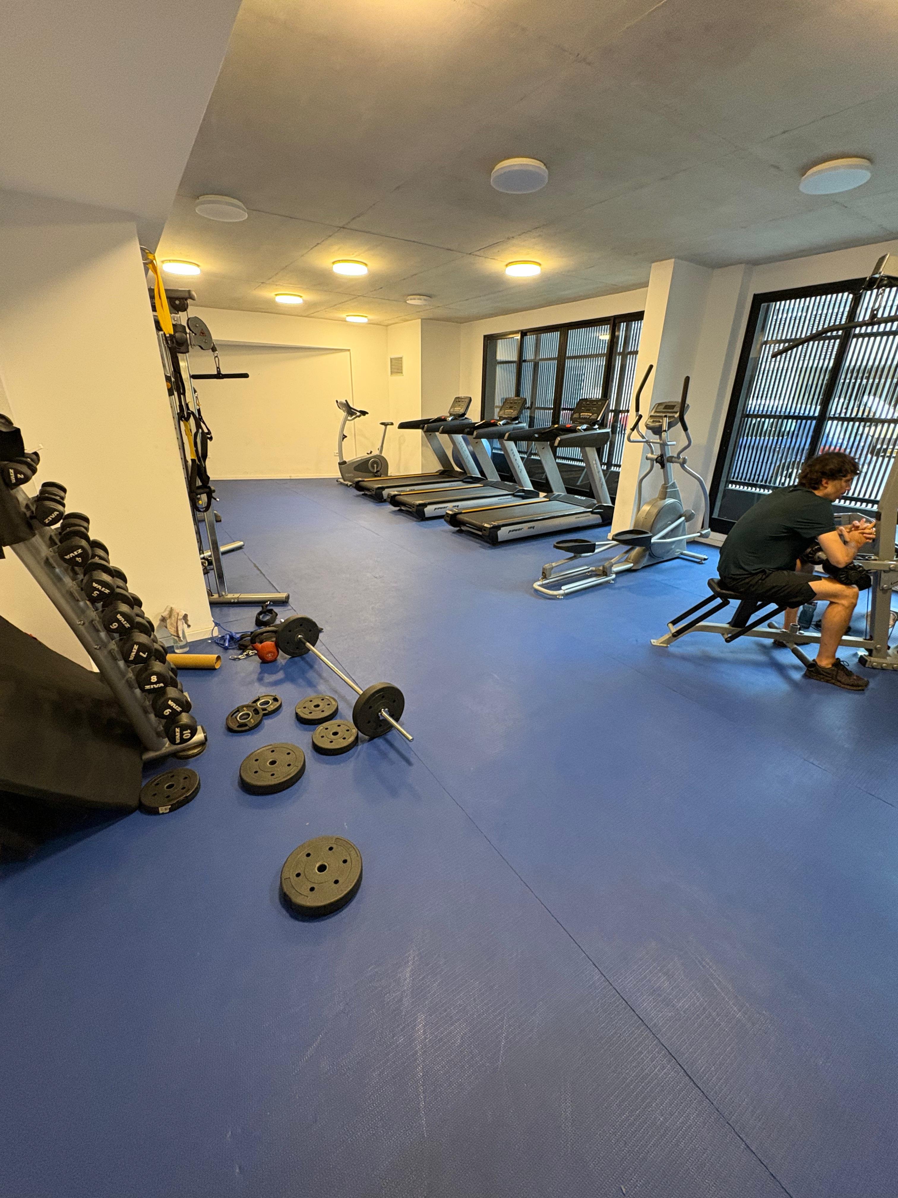 ALQUILER | Apartamento 1 dormitorio en Cordón con piscina y gimnasio · Foto 10