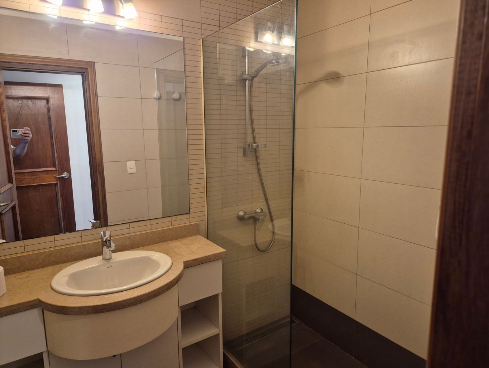 Apartamento en alquiler de 2 dormitorios 3 baños y garaje en Malvín · Foto 10