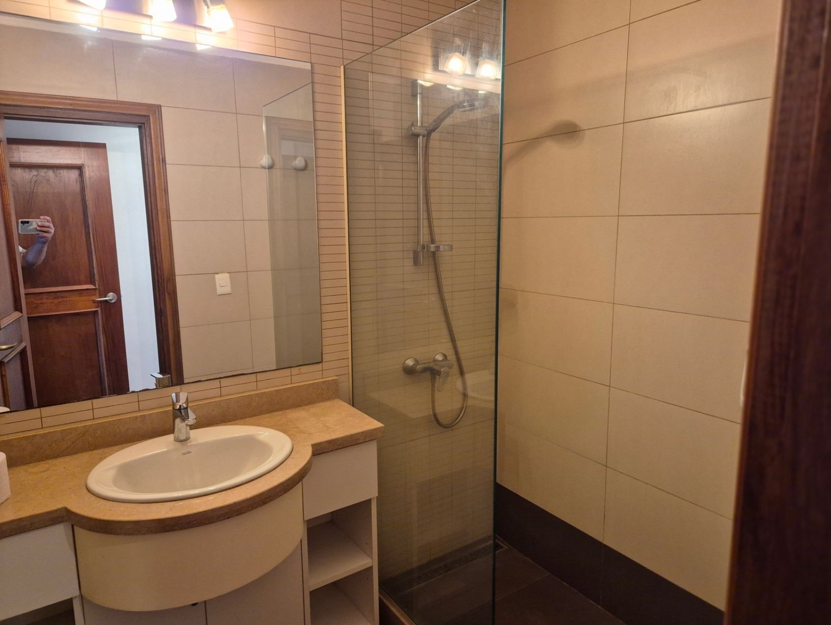Apartamento en alquiler de 2 dormitorios 3 baños y garaje en Malvín · Foto 12