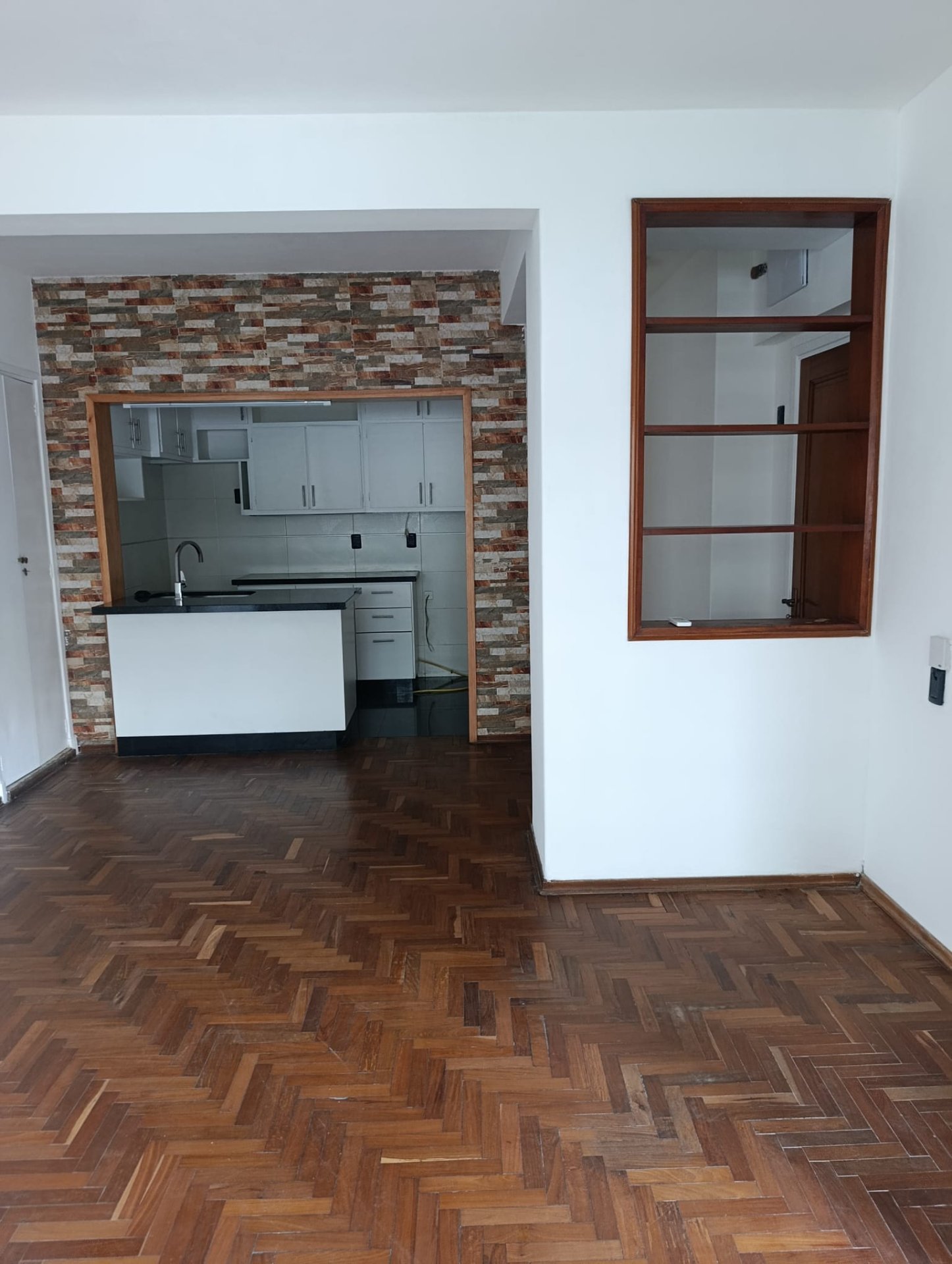 Alquiler Apartamento de 1 dormitorio con garage en Pocitos · Foto 12