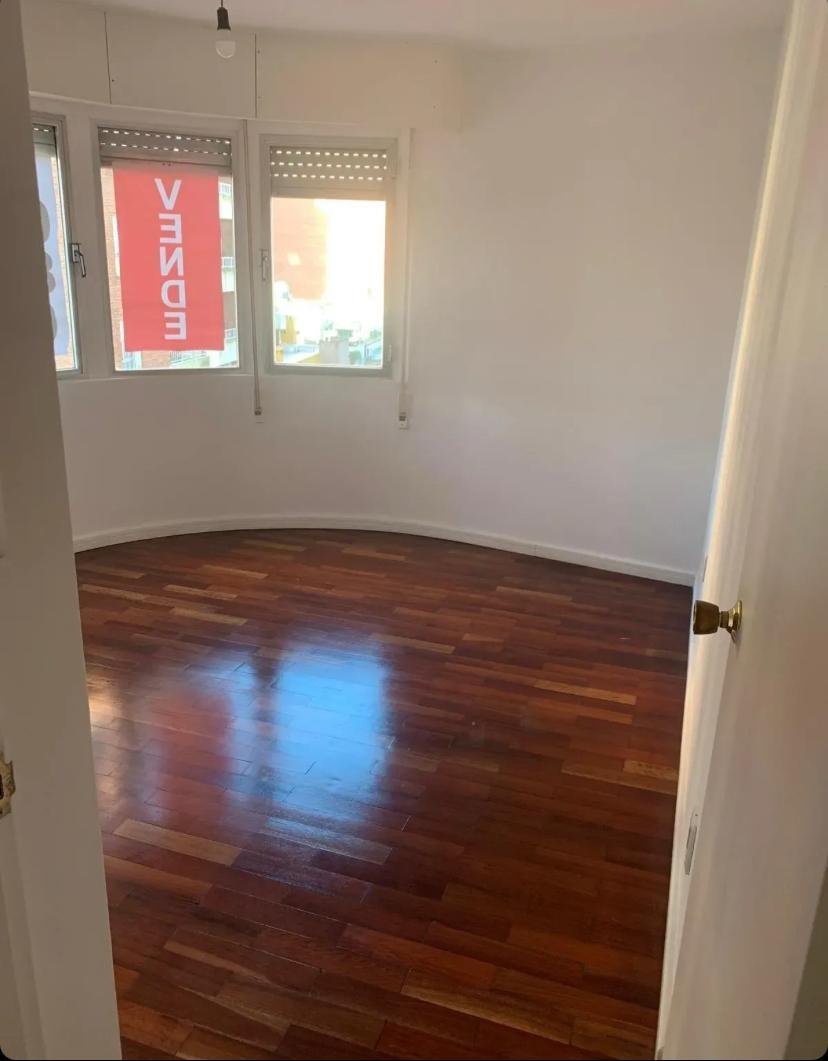 Alquiler de apartamento de un dormitorio en Cordón · Foto 2