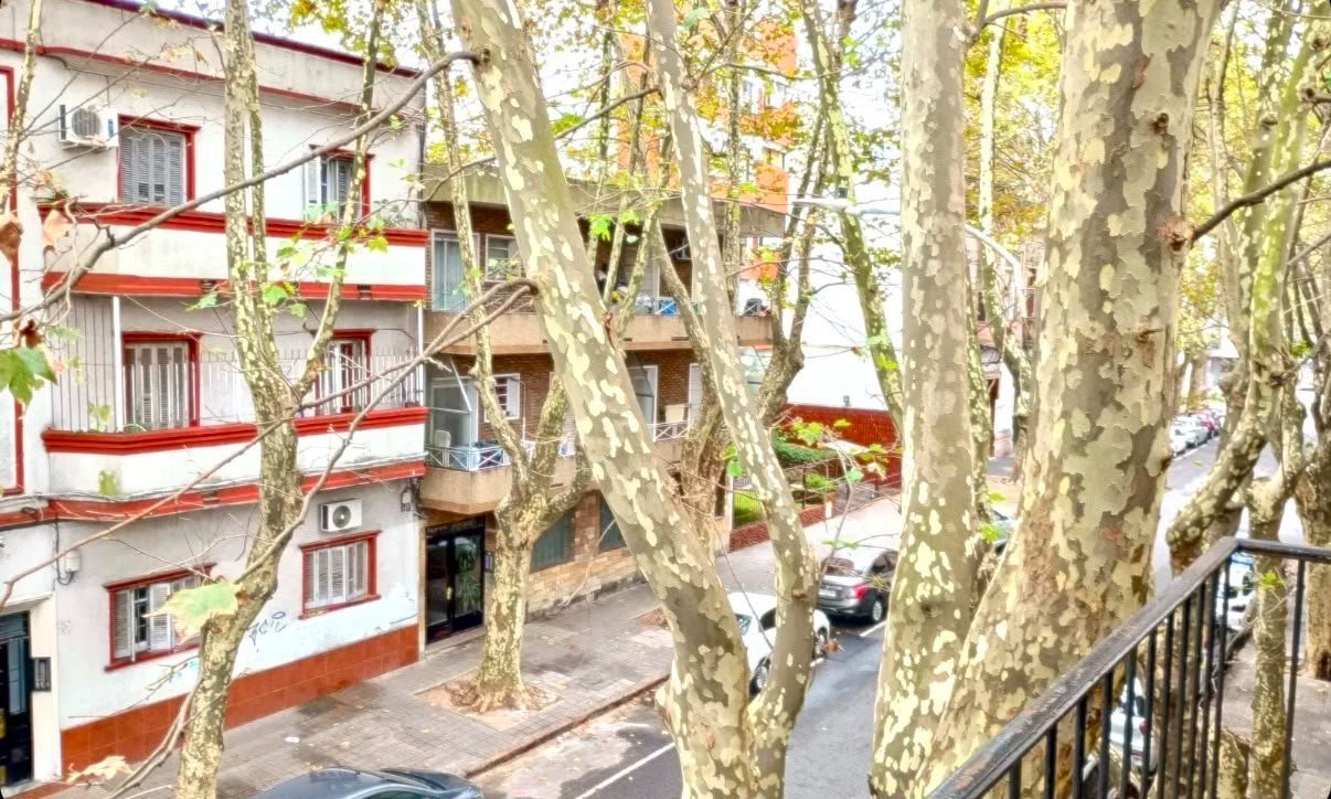 Alquiler Apartamento 3 dormitorios y dos baños en Cordon · Foto 3