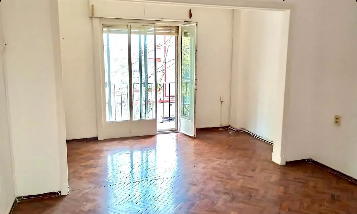 Alquiler Apartamento 3 dormitorios y dos baños en Cordon · Foto 1