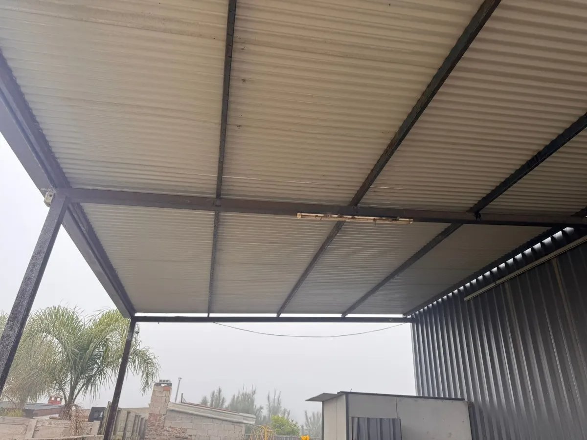 Alquiler o Venta Depósito 200 m² Ciudad de la Costa Solymar · Foto 3