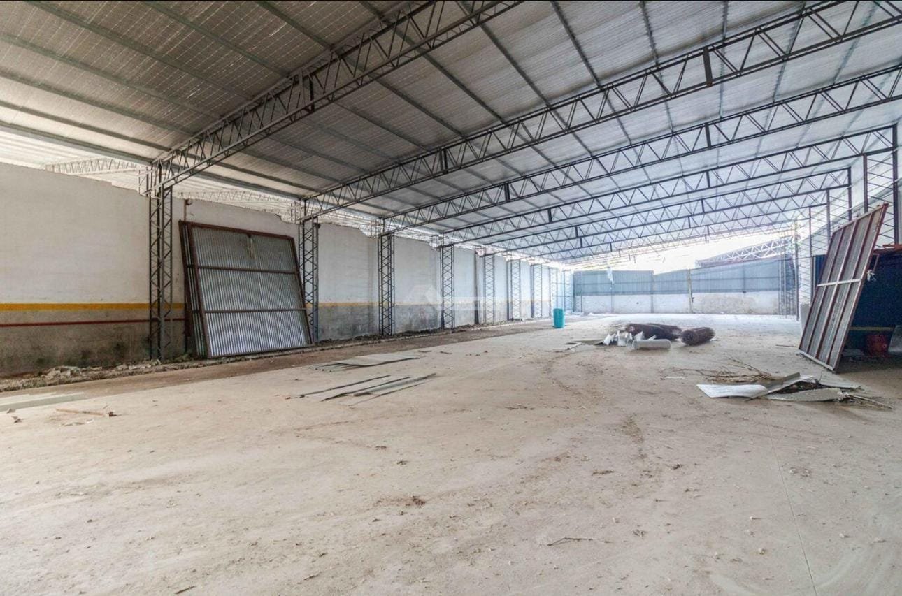 Alquiler Depósito 1500 m² Bella Vista · Foto 3