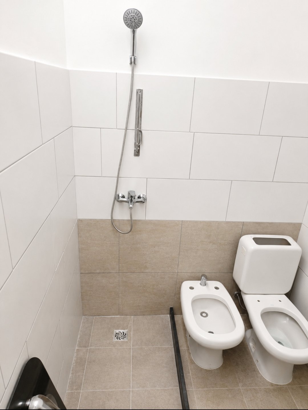 Alquiler Casa 4 Dormitorios Carrasco Sur para Uso Comercial · Foto 8