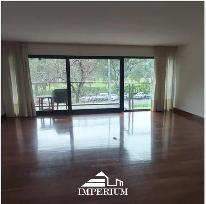 Alquiler Apartamento exclusivo 4 dormitorios Punta Carretas