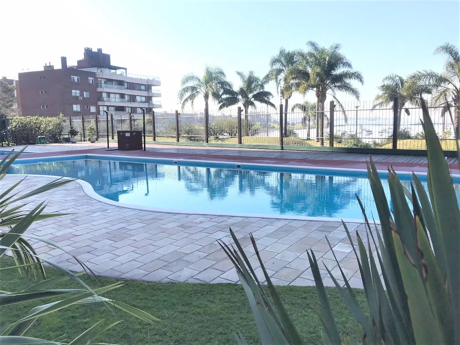 Alquiler 4 Dormitorios 3 Baños Con Piscina y Gimnasio