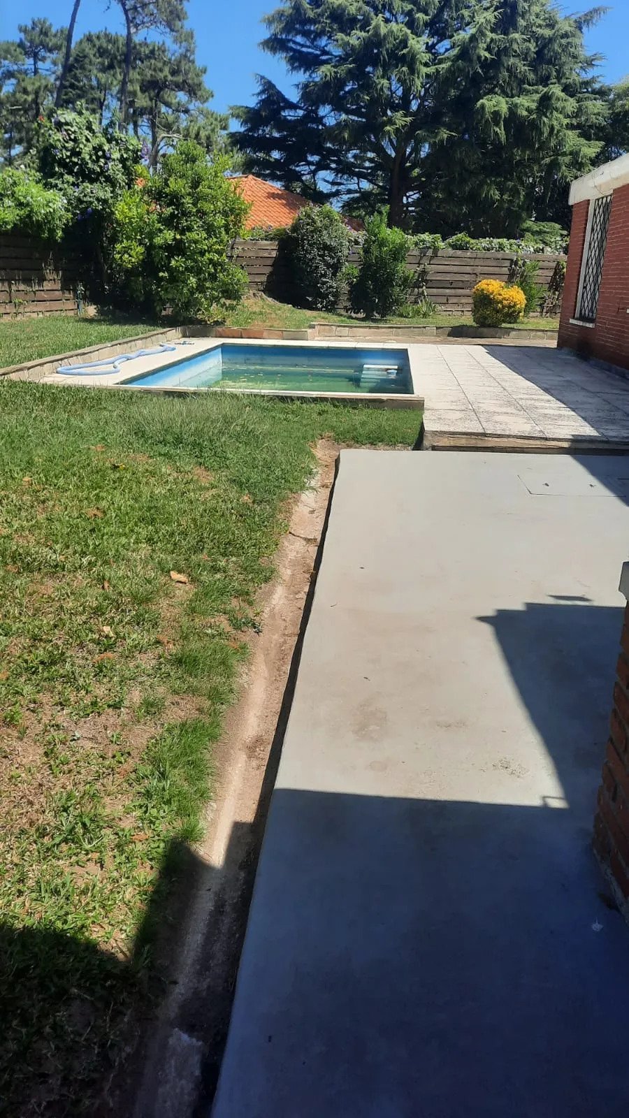 Alquiler Chalet 4 Dormitorios Punta del Este con Piscina