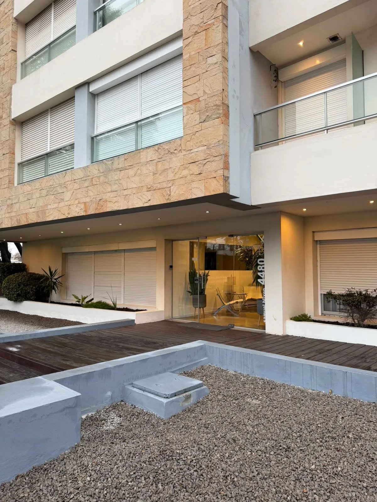 Alquiler Apartamento 2 dormitorios con Cochera en Malvin · Foto 1