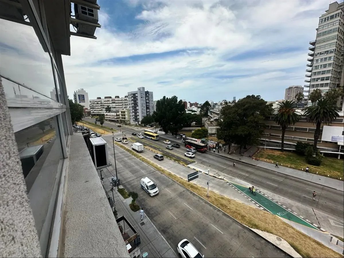 Alquiler  Apartamento  2 dormitorios Parque Batlle · Foto 2