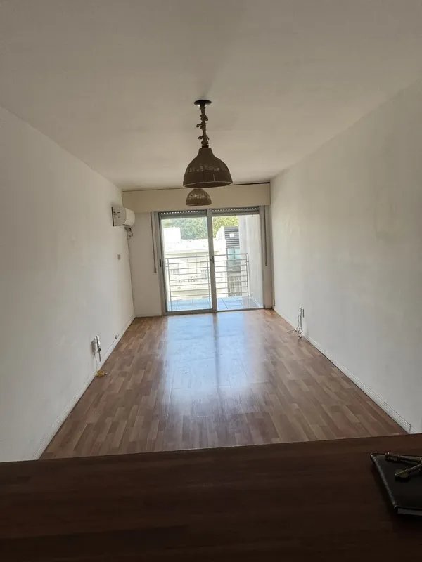Alquiler Apartamento 1 dormitorios, balcón y Garaje en Pocitos