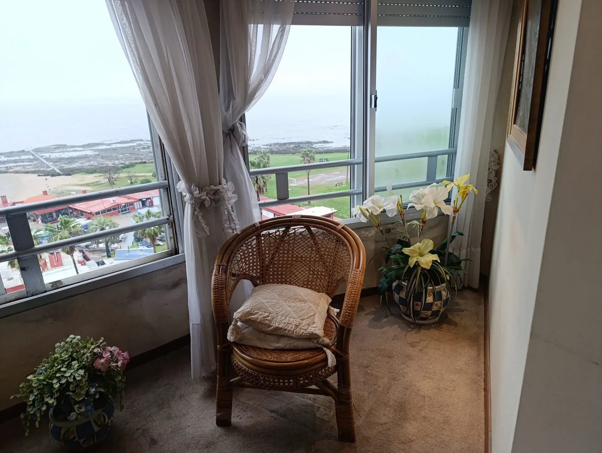 Alquiler Apartamento AMOBLADO 2 dormitorios Punta Carretas · Foto 3